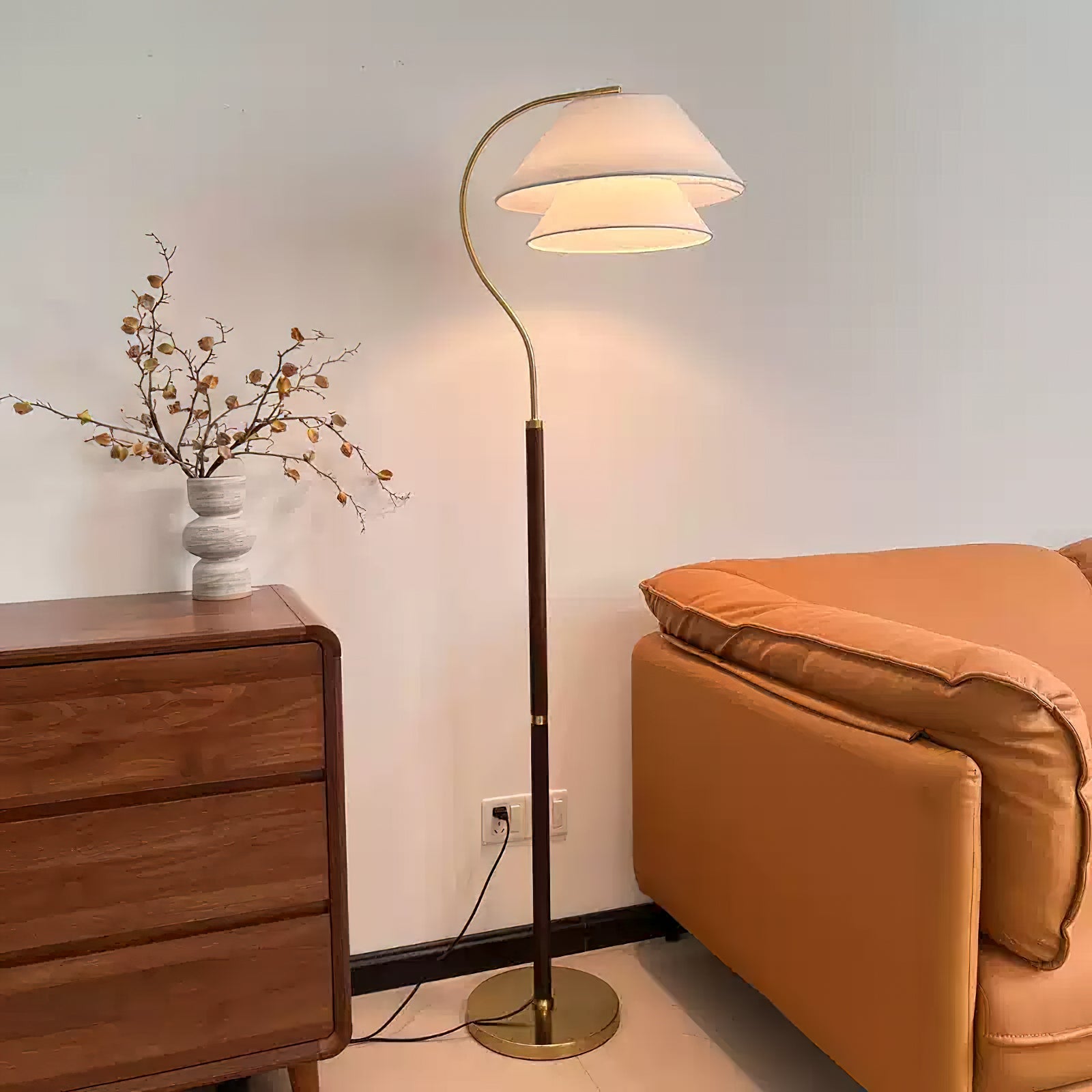 Dunburnel Floor Lamp