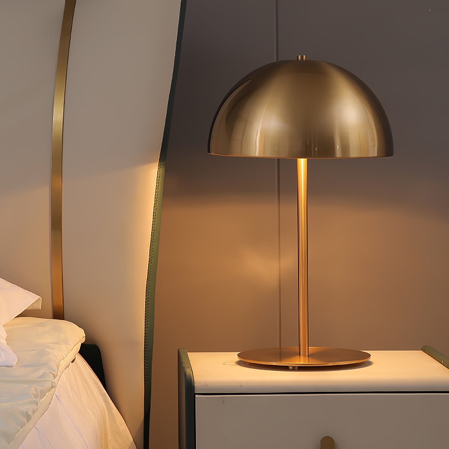 Bravon Table Lamp