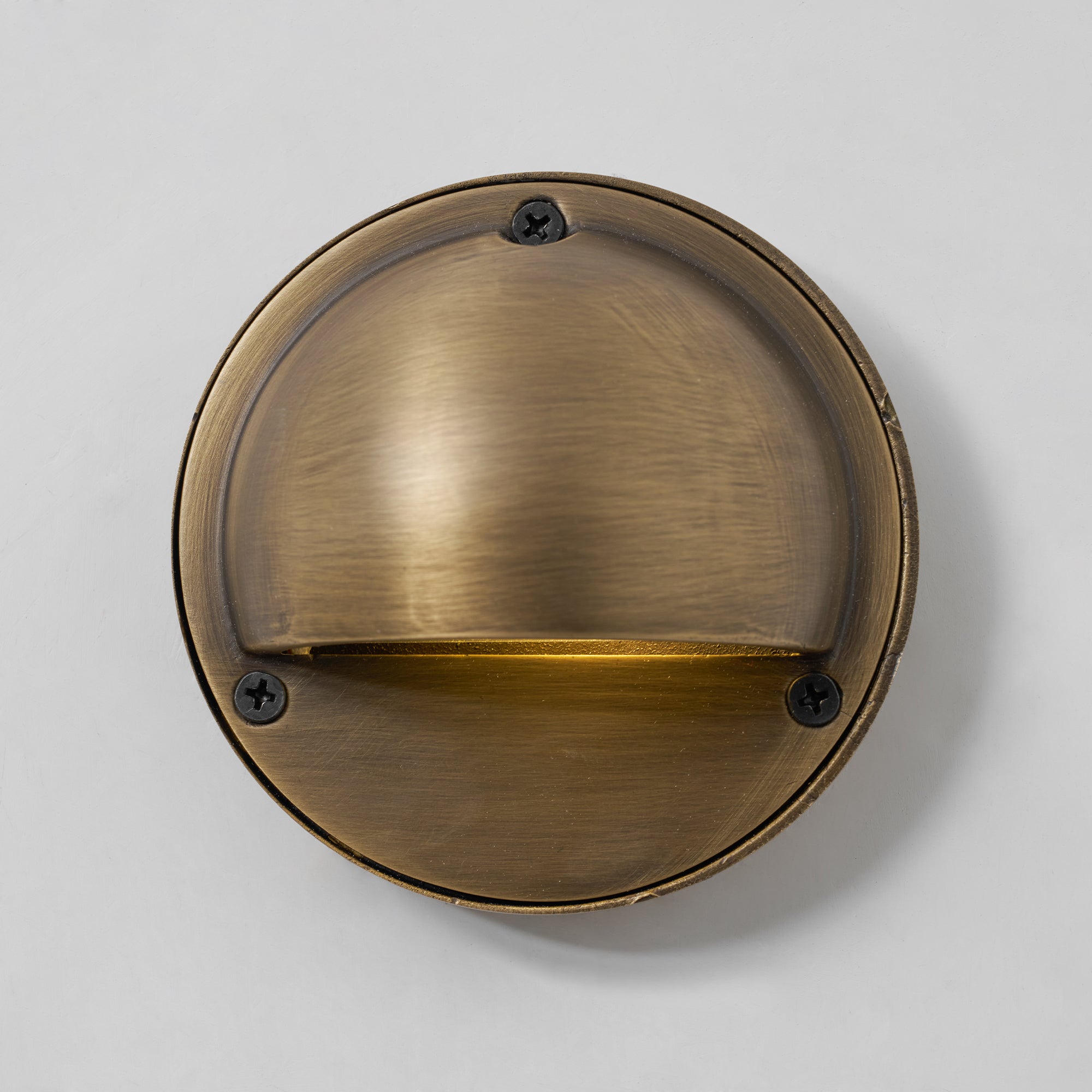 Avenlier Outdoor Wall Light