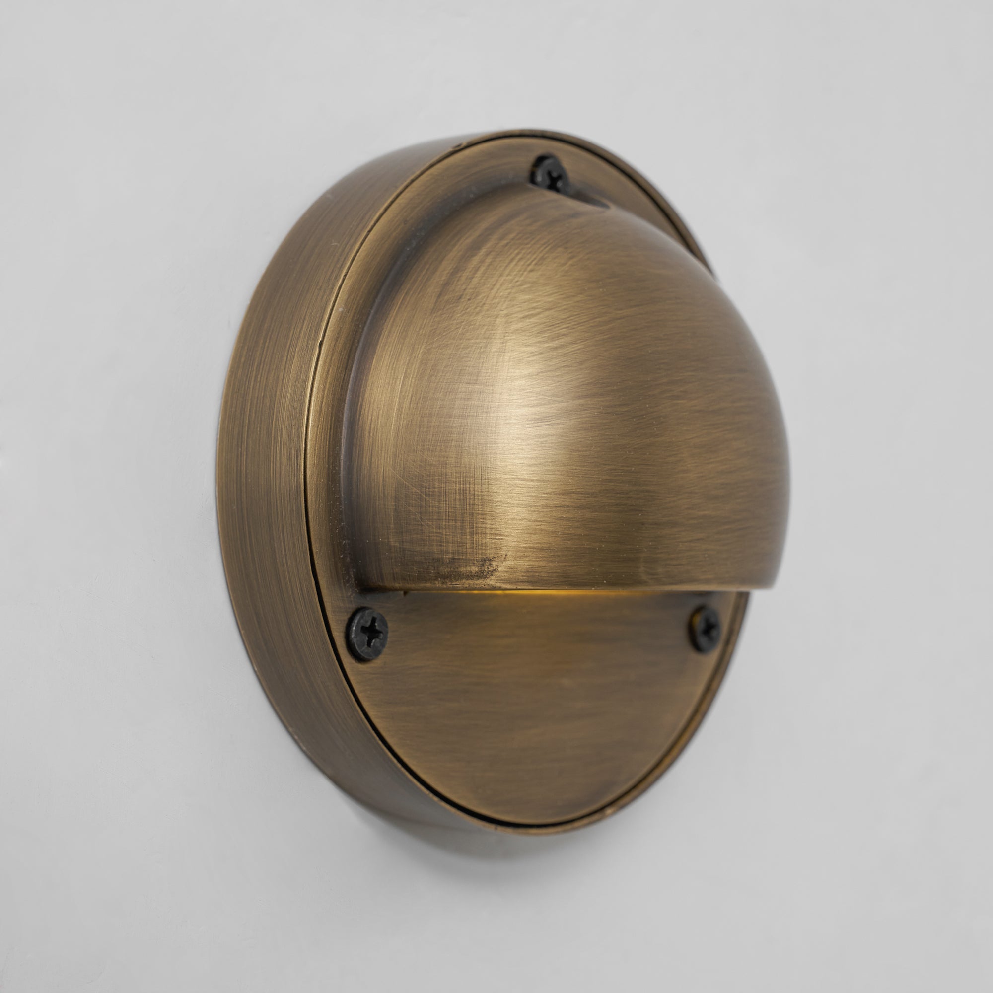 Avenlier Outdoor Wall Light