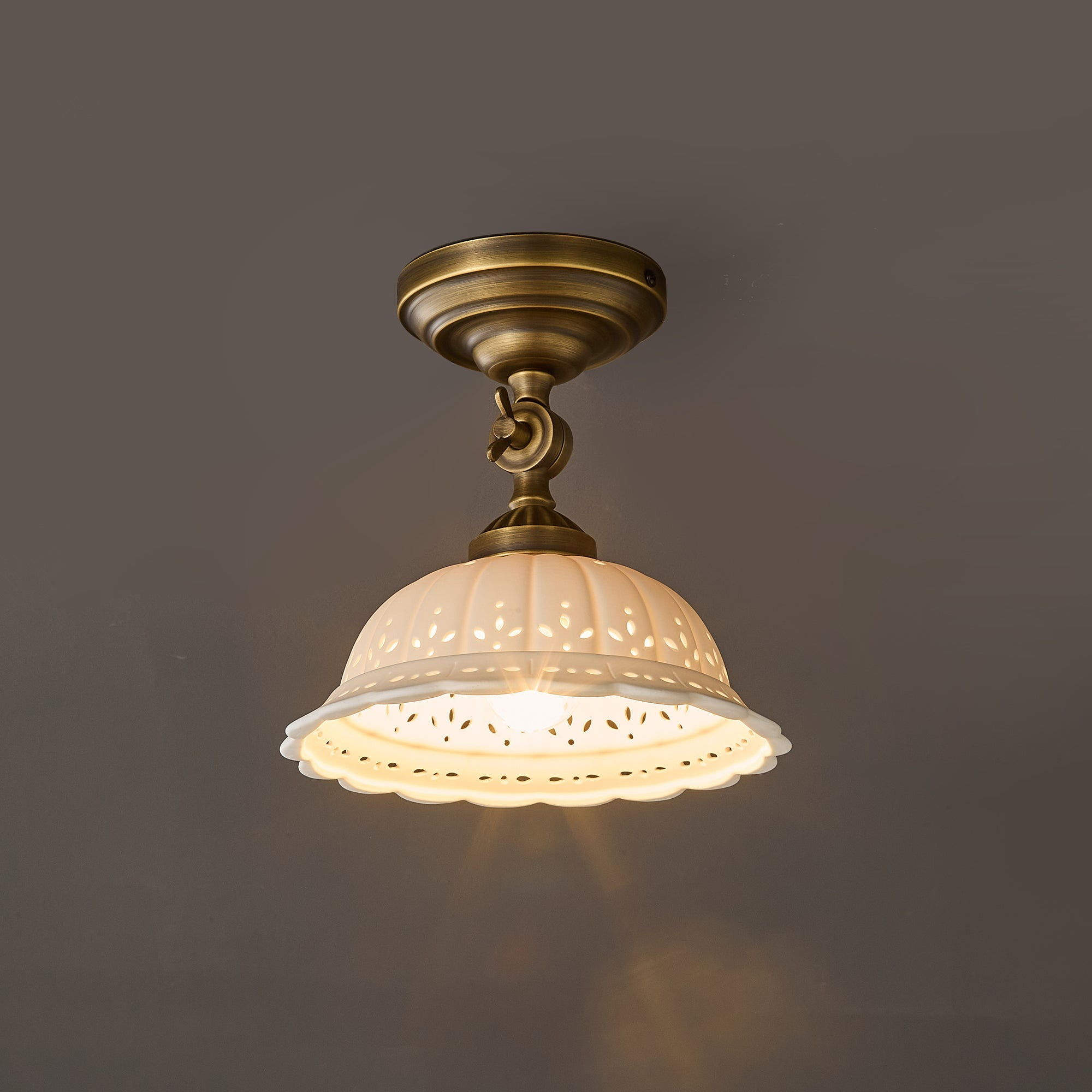 Velliel Ceiling Light