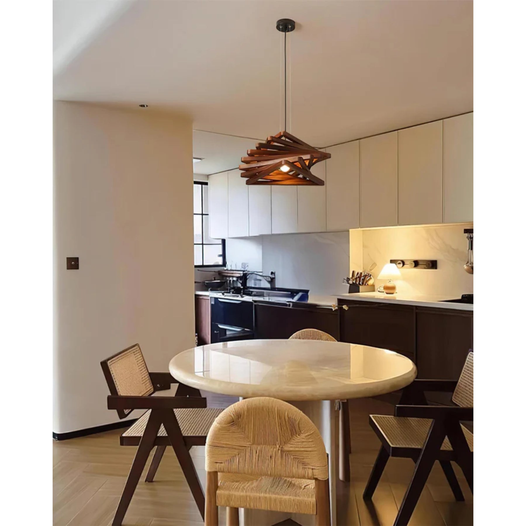 Holezan Wooden Pendant Light