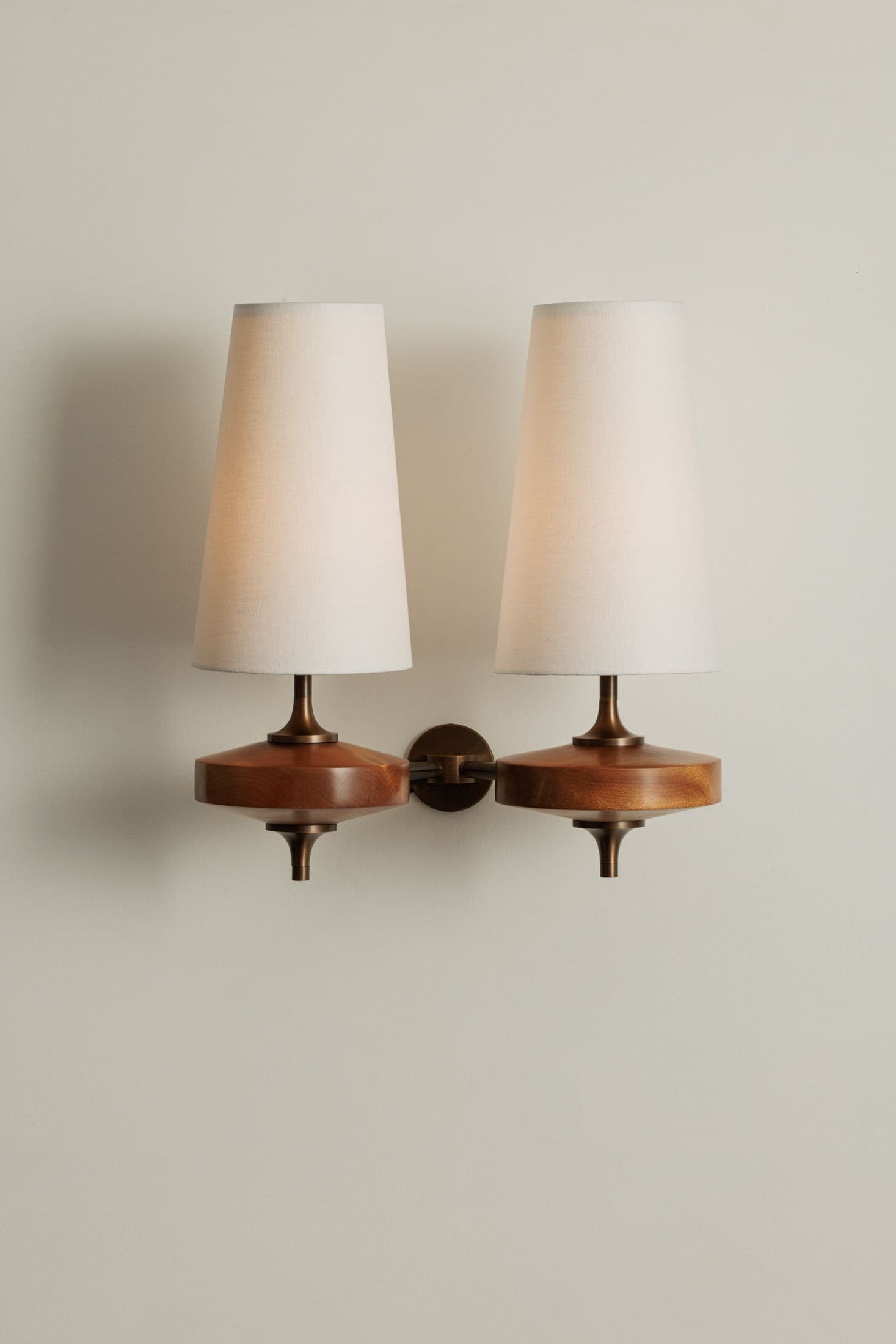 Yaronwick Cone Wall Light