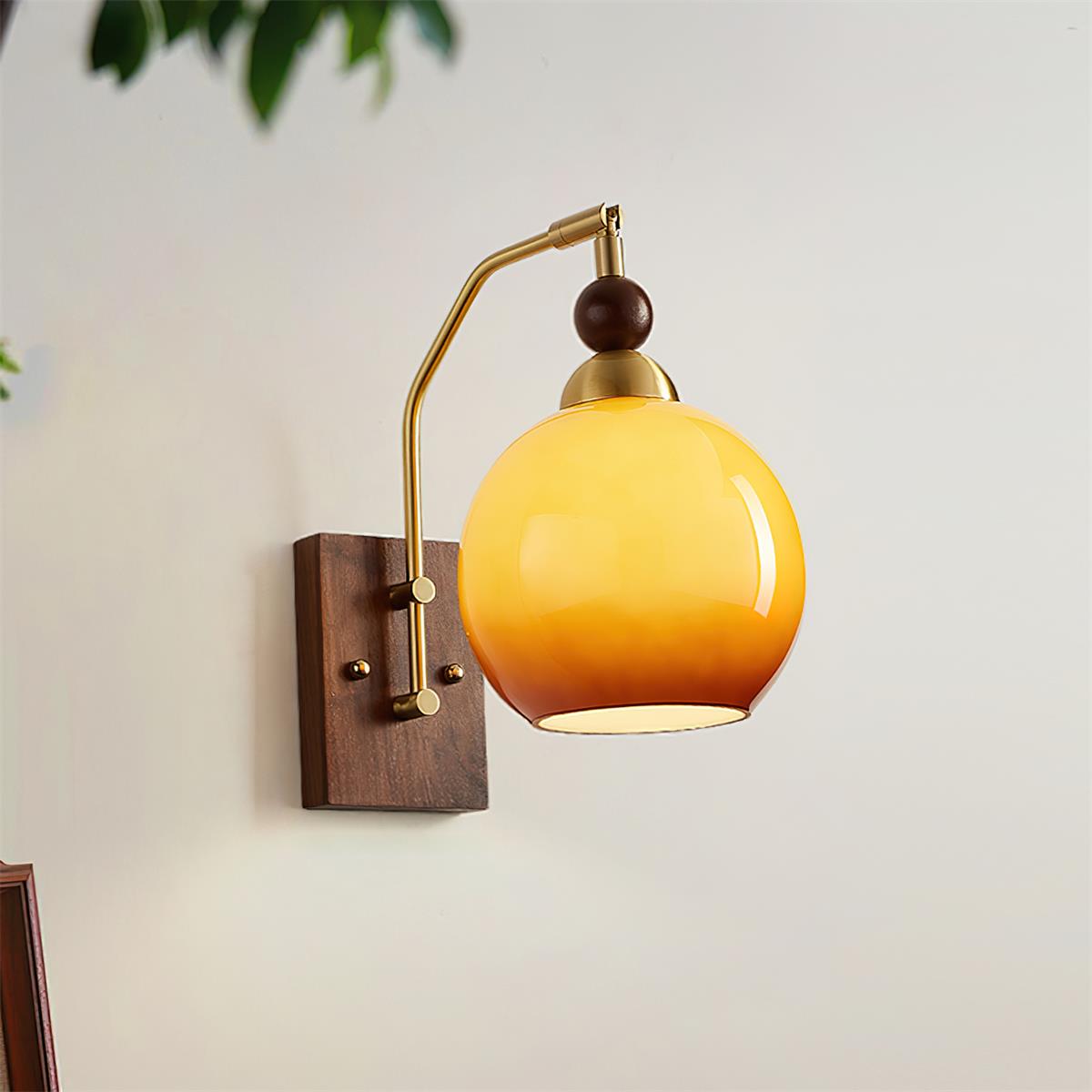 Sarvani Wall Light
