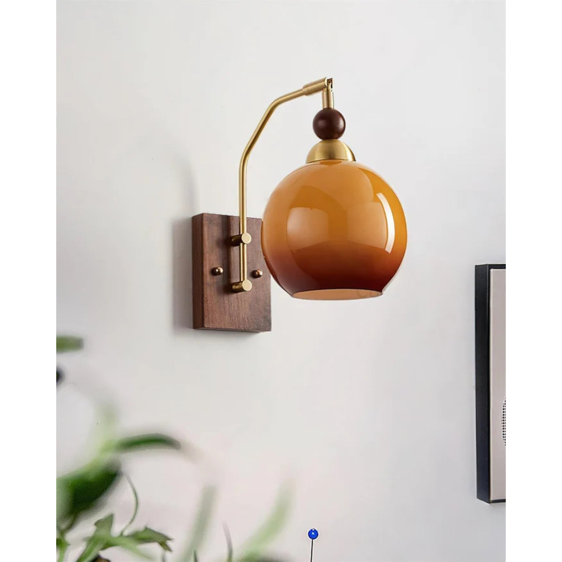 Sarvani Wall Light