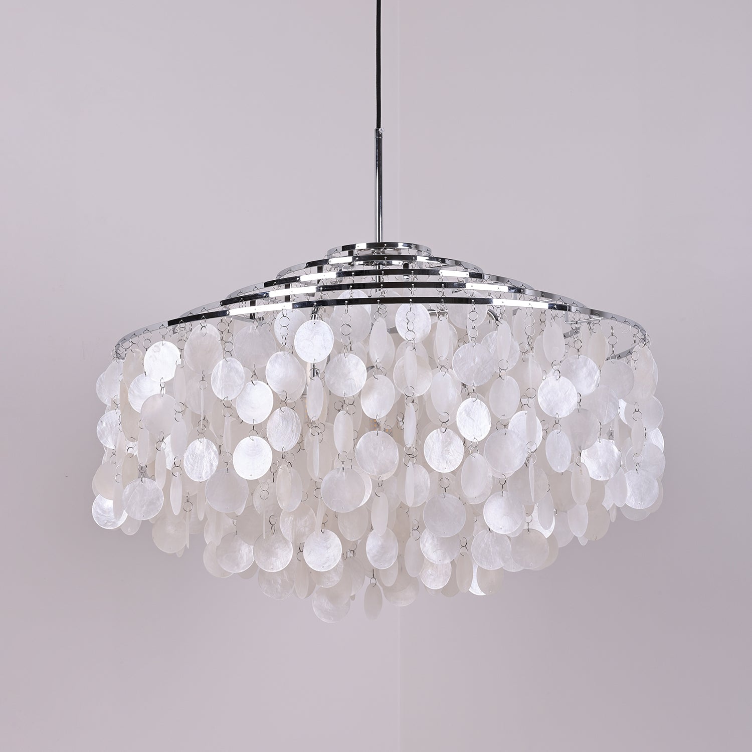 Qanserrino Chandelier