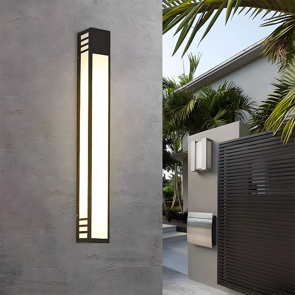 Telzon Outdoor Wall Light
