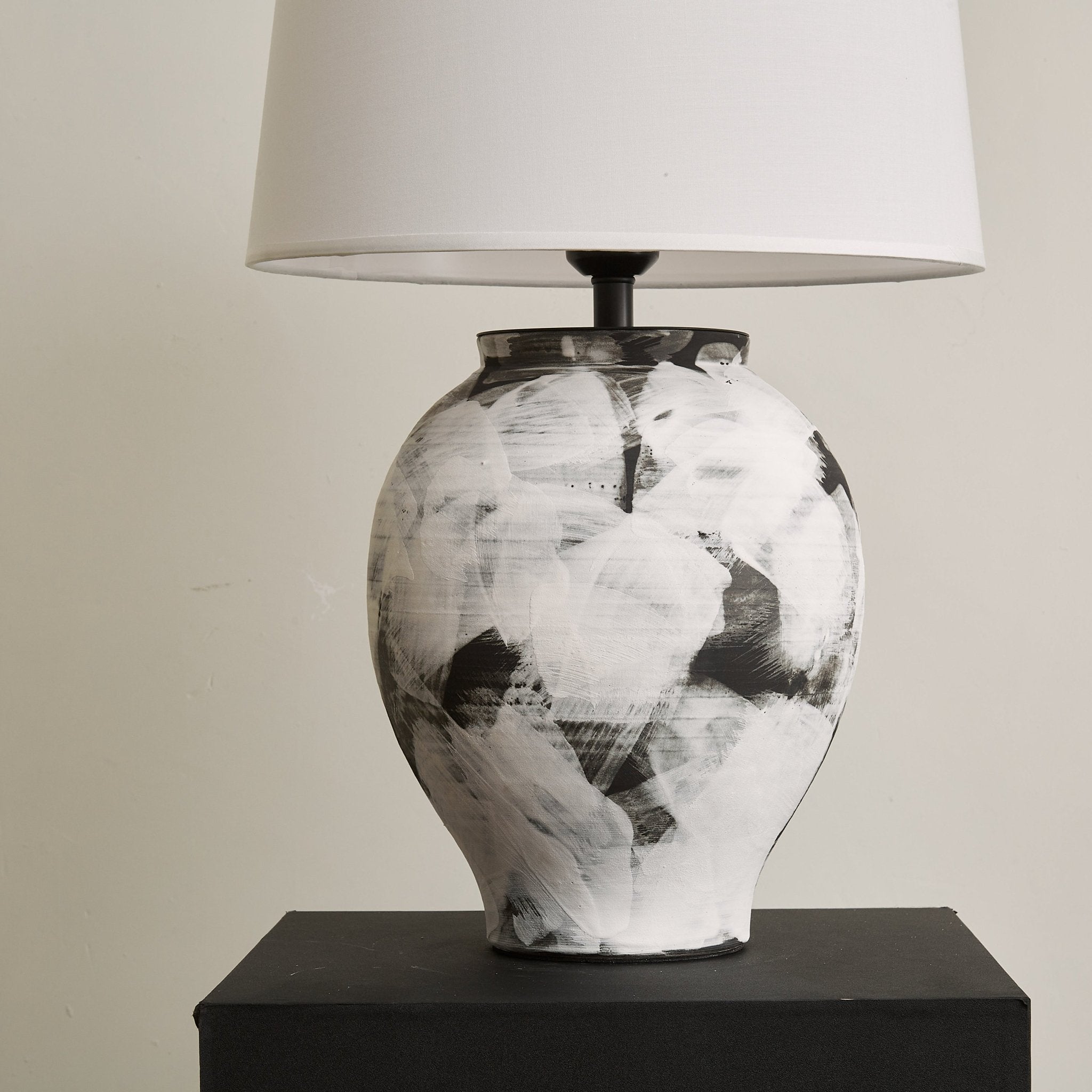 Lomeva Table Lamp