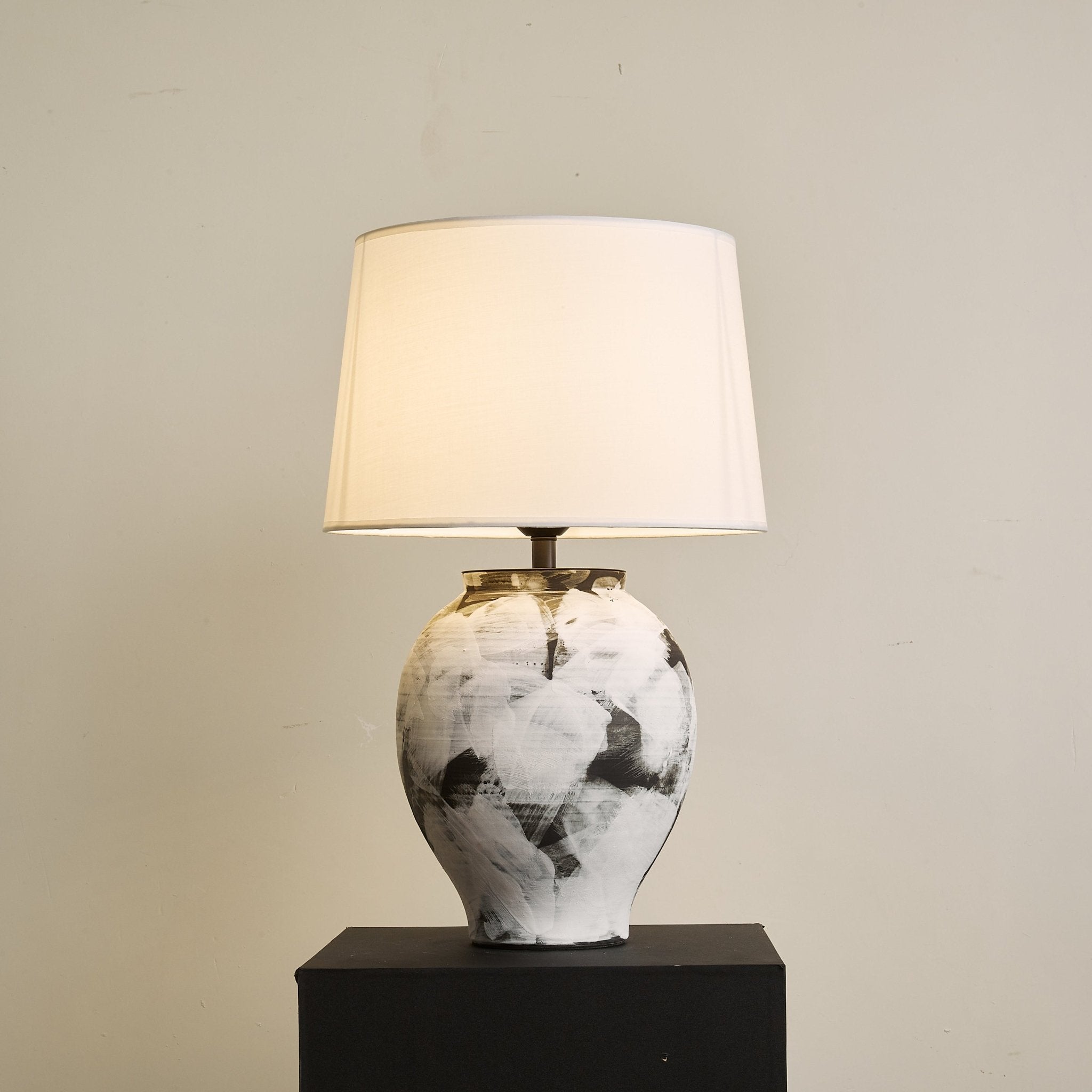 Lomeva Table Lamp
