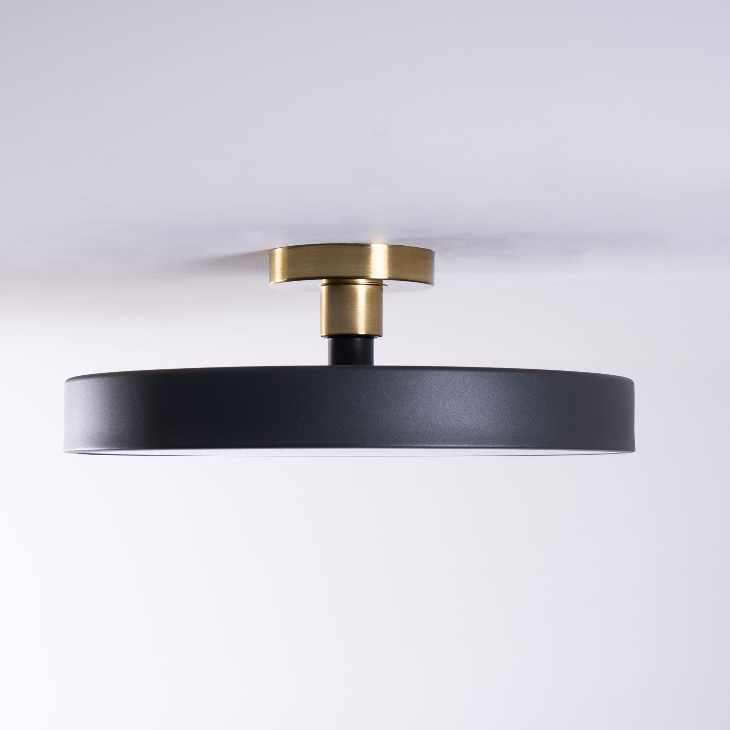 Lumeanon Round Ceiling Light