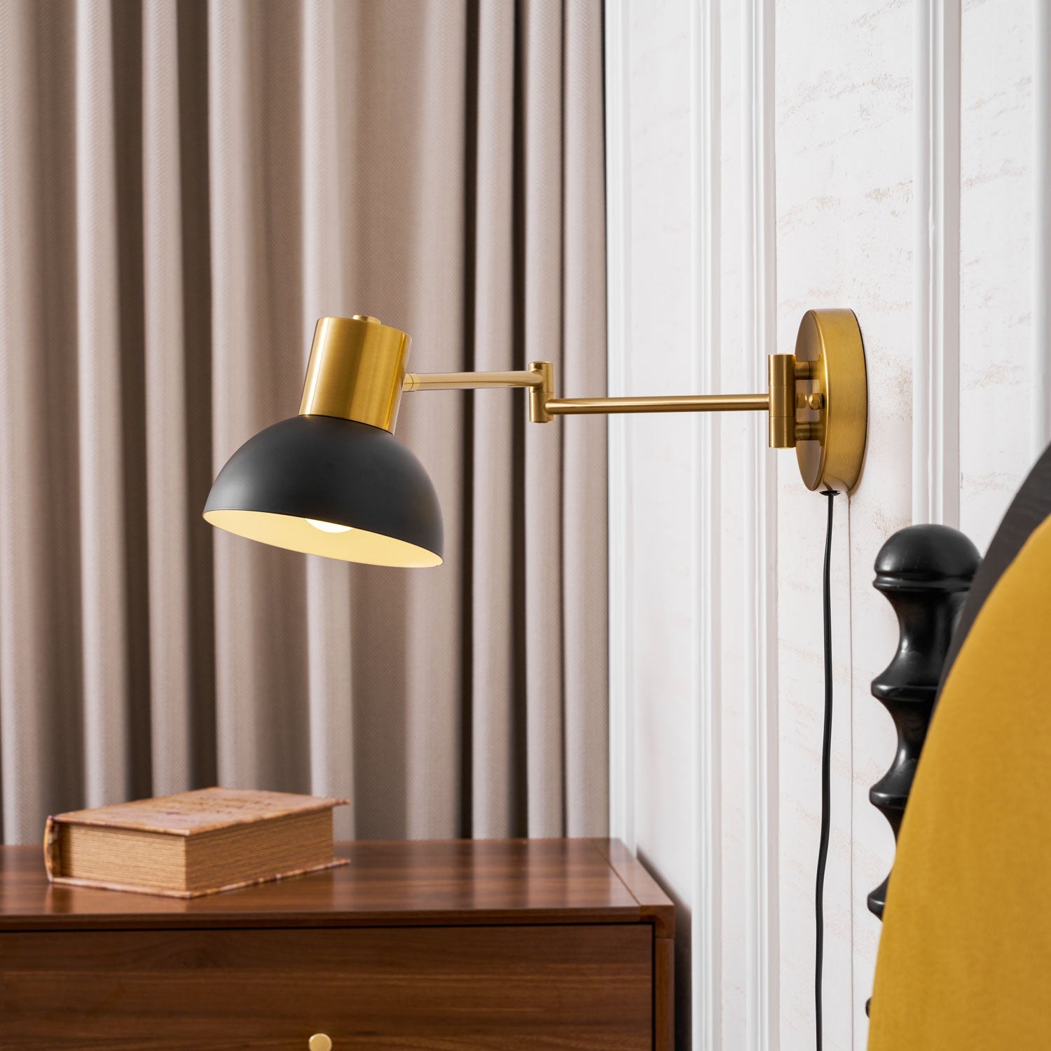 Oake Adjustable Wall Light