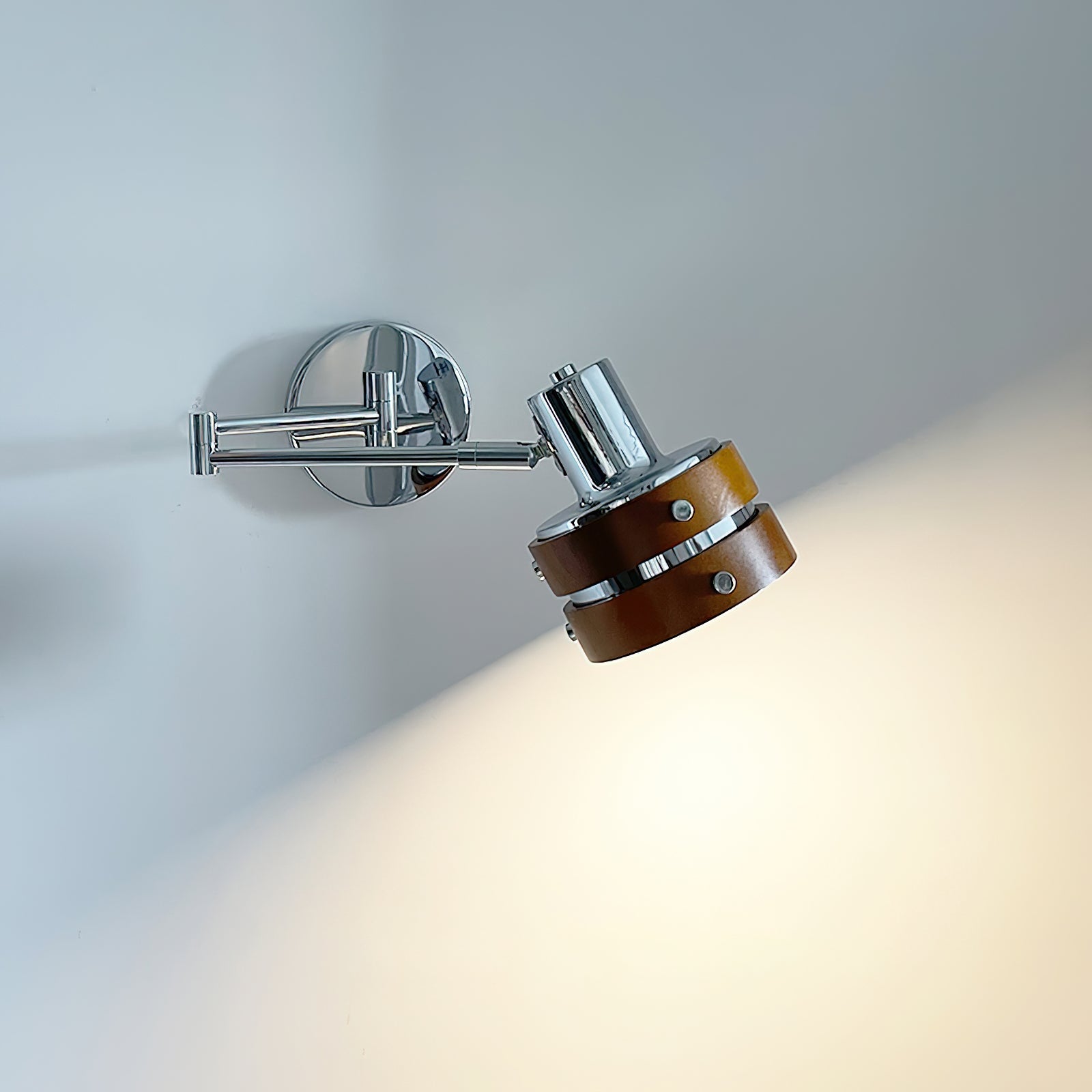 Averno Wall Light