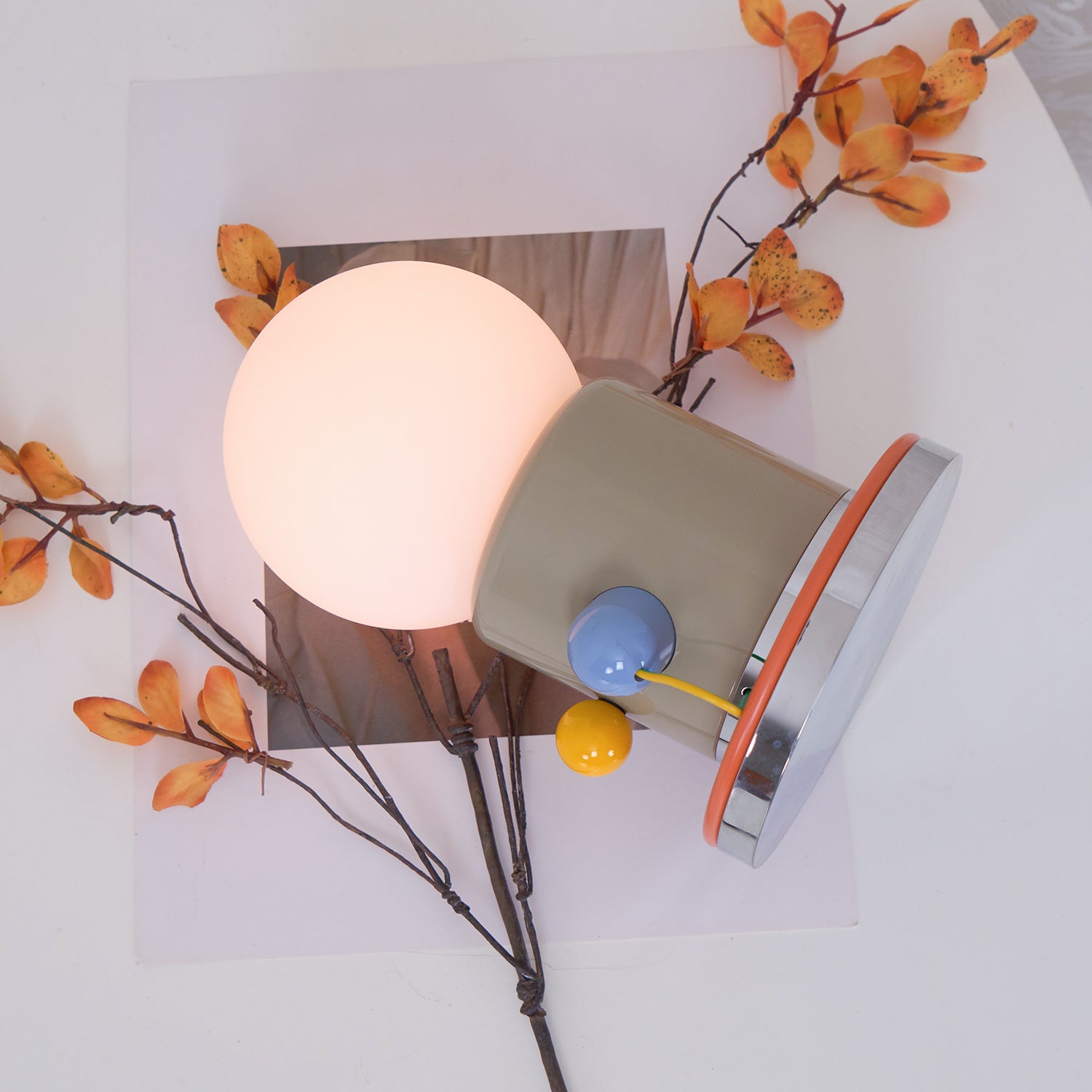 Trivano Table Lamp