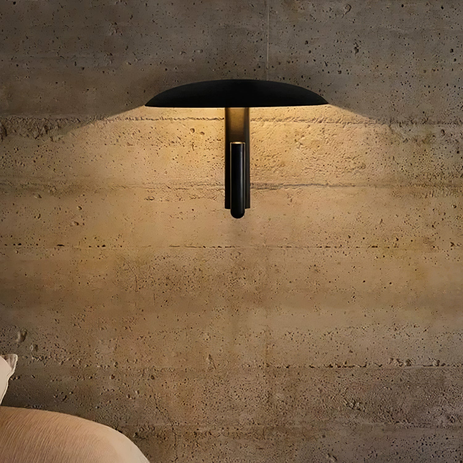 Kelzan Wall Light
