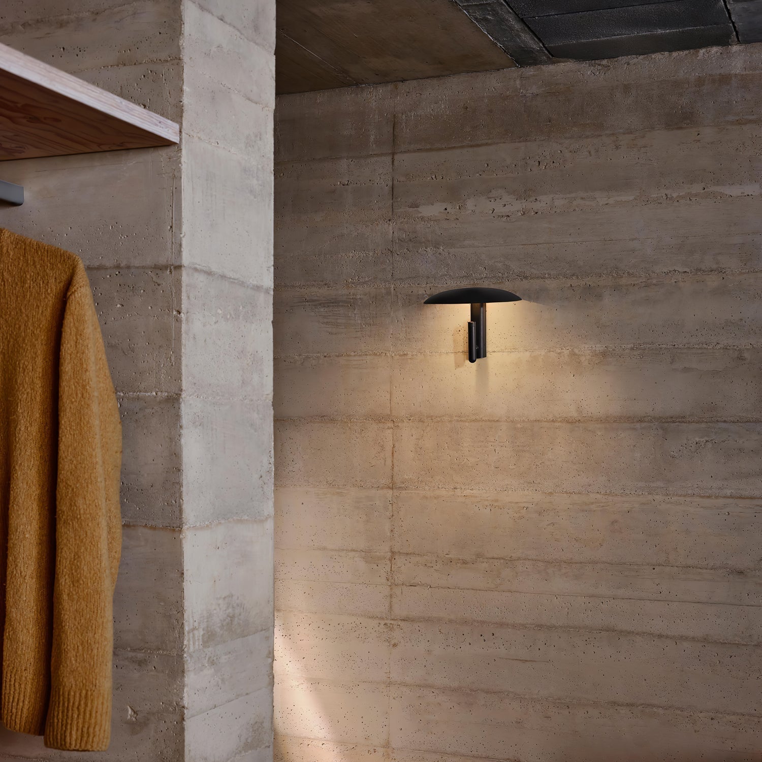 Kelzan Wall Light