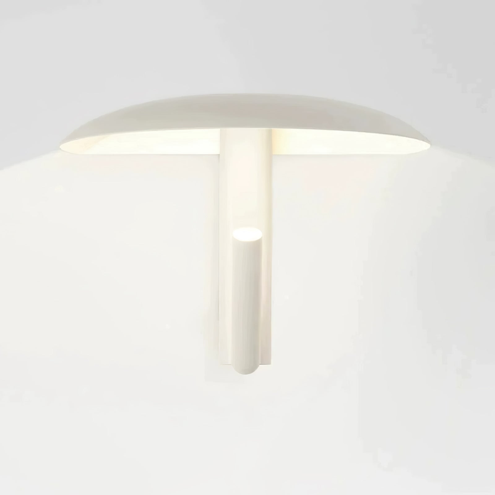Kelzan Wall Light