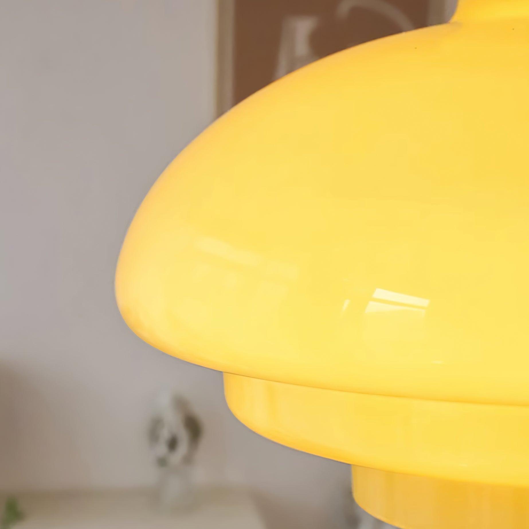Voamis Pendant Light