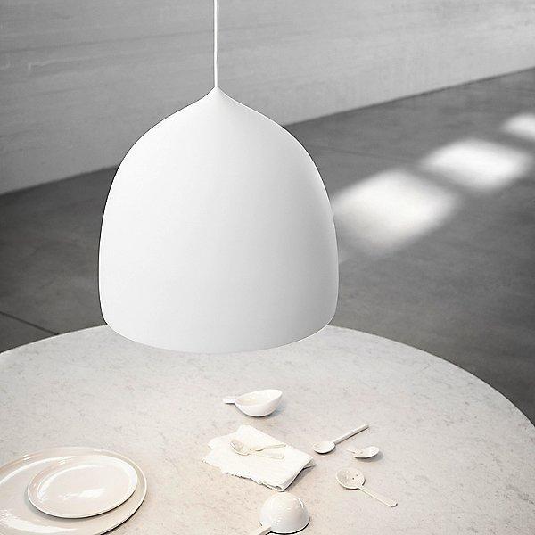 Avira Pendant Light