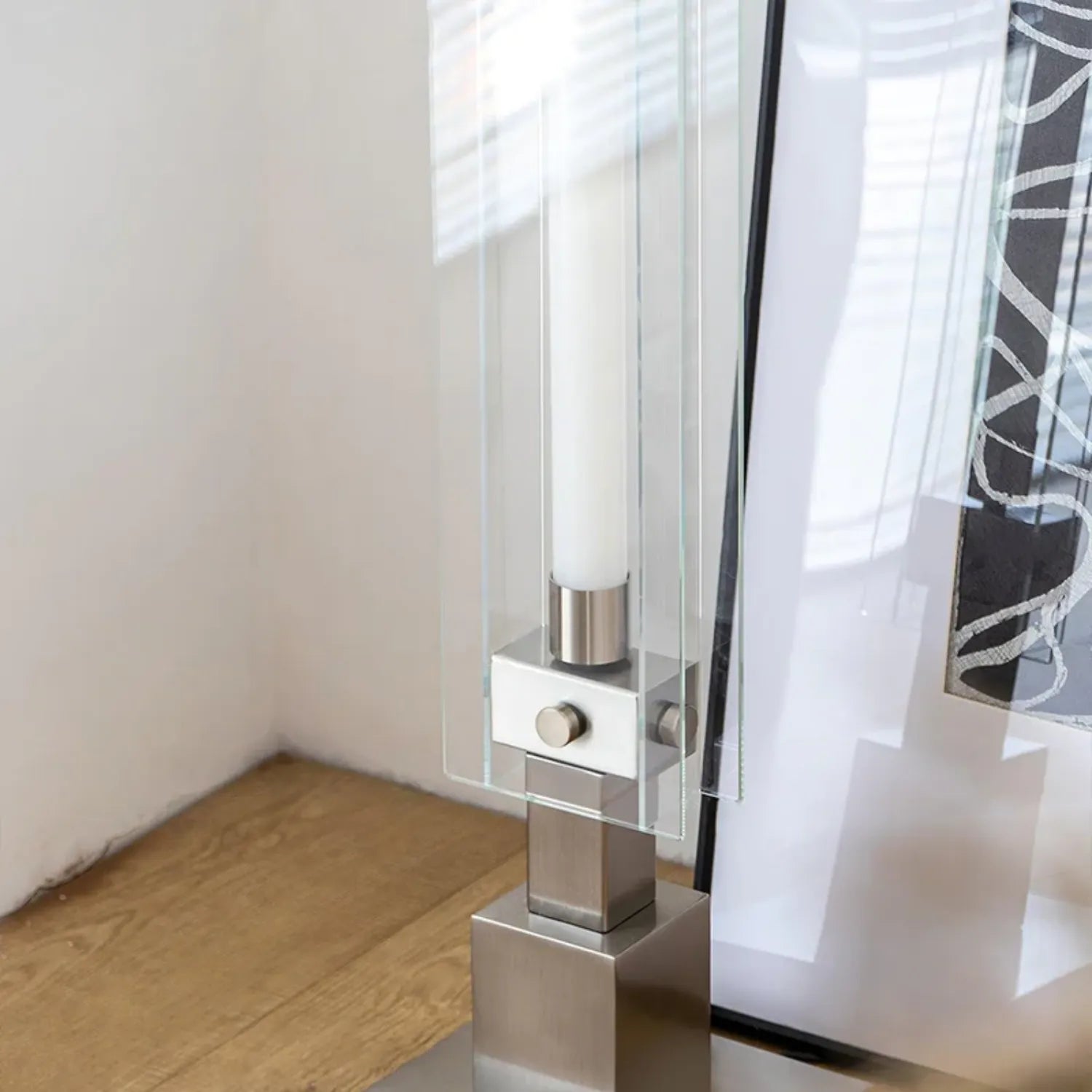 Lempeza Floor Lamp
