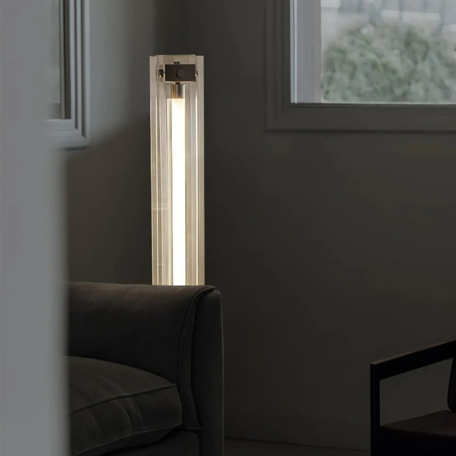 Lempeza Floor Lamp