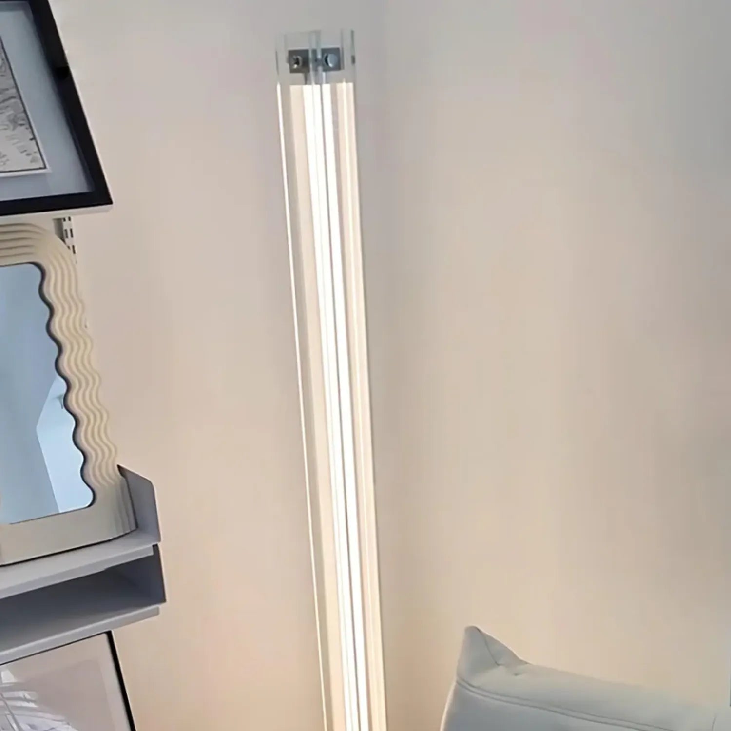 Lempeza Floor Lamp