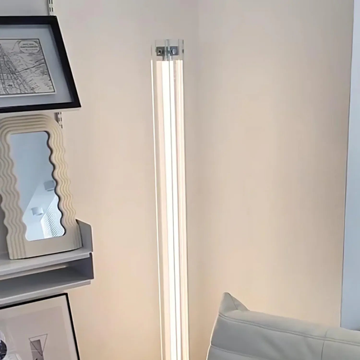 Lempeza Floor Lamp