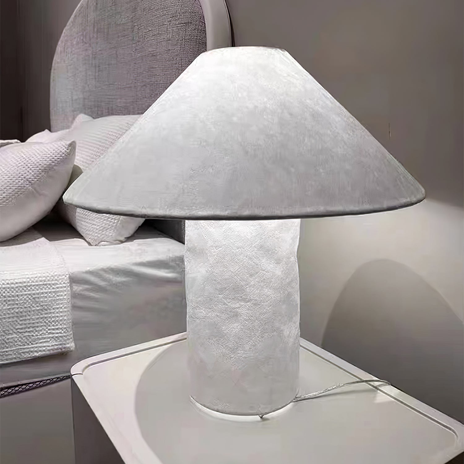 Estavo Table Lamp