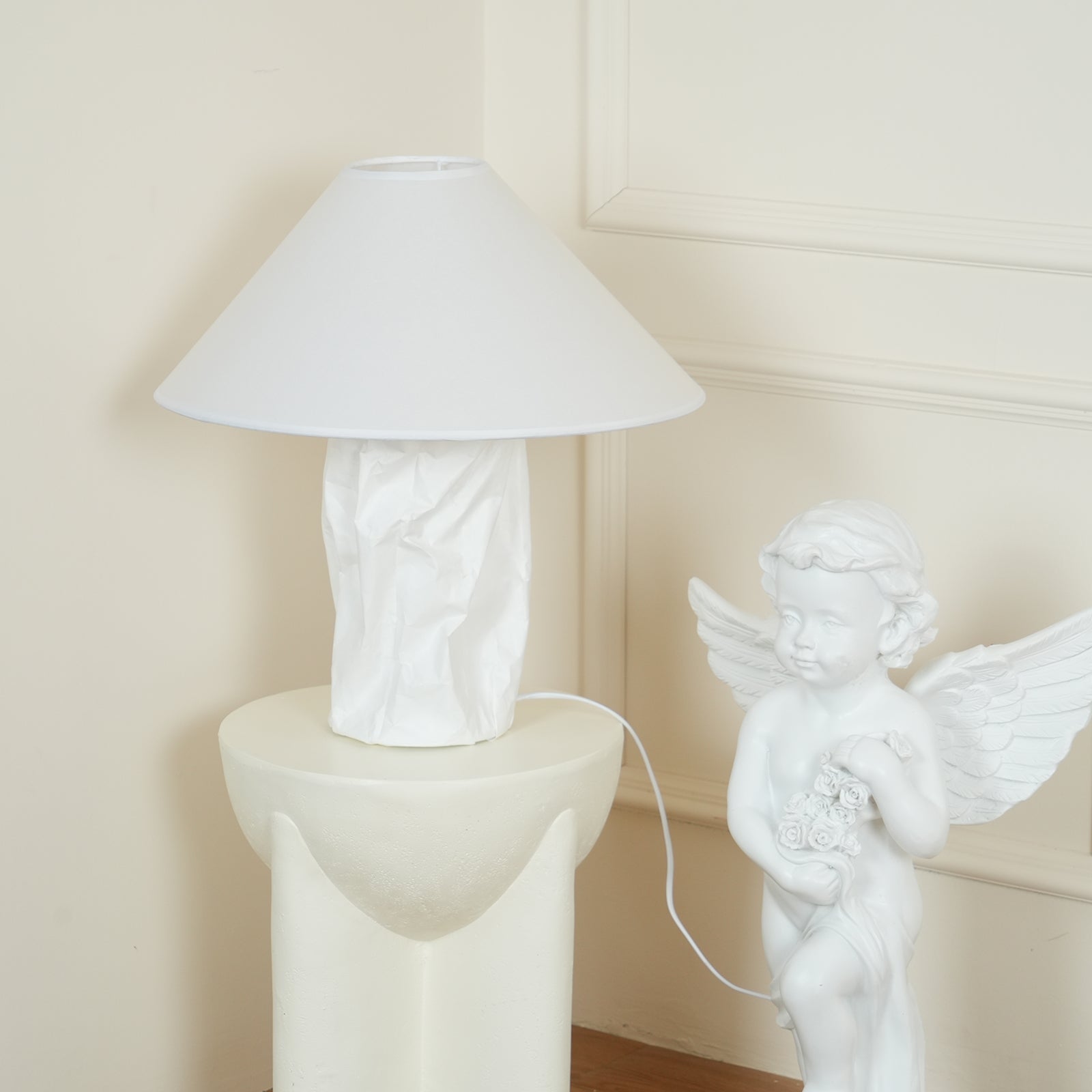 Estavo Table Lamp