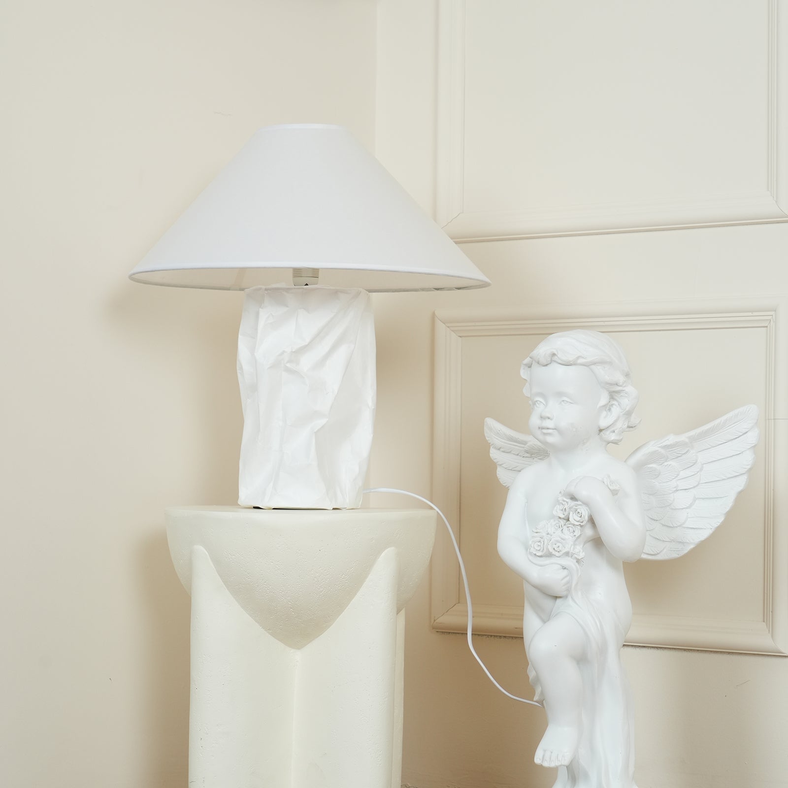 Estavo Table Lamp