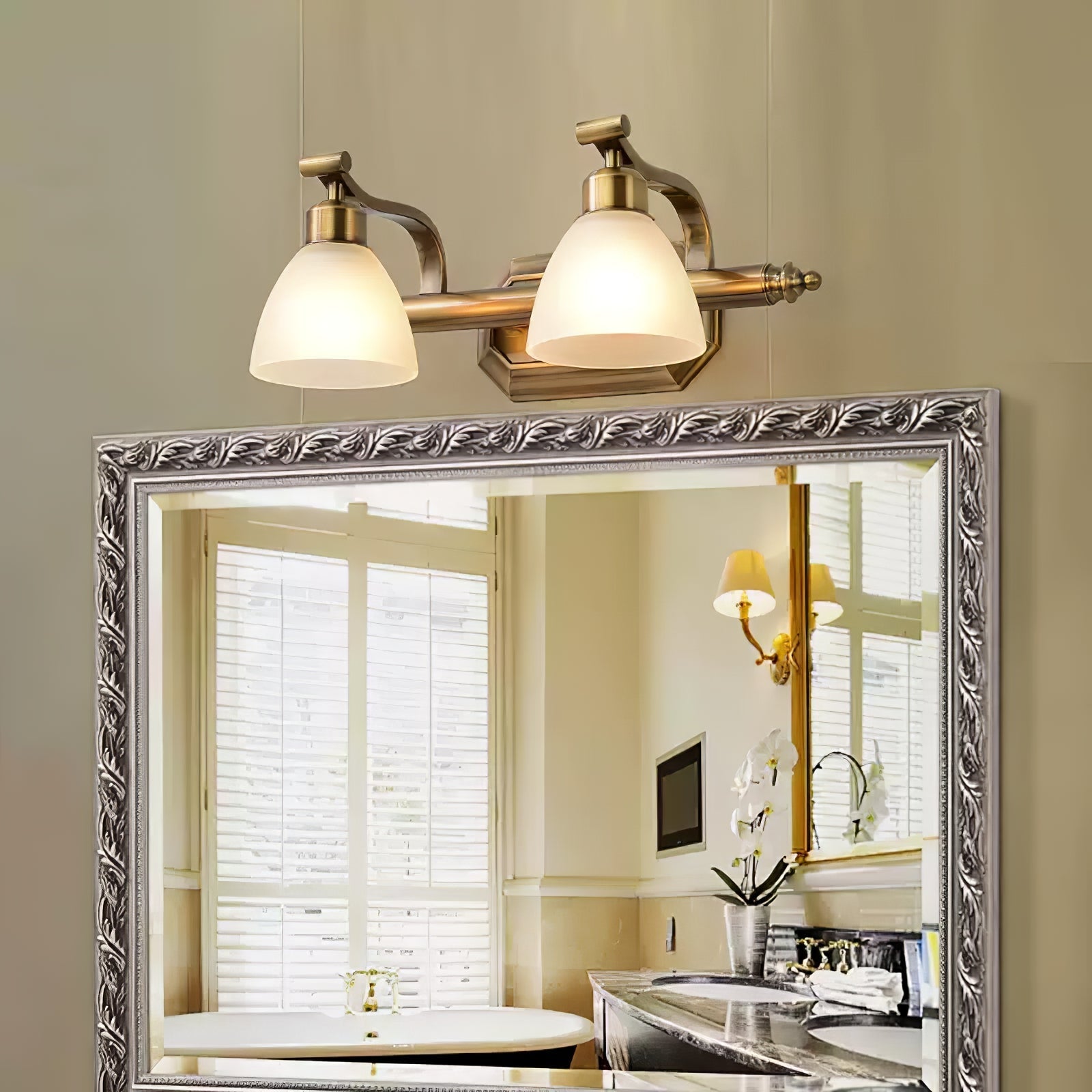 Lamena Wall Light
