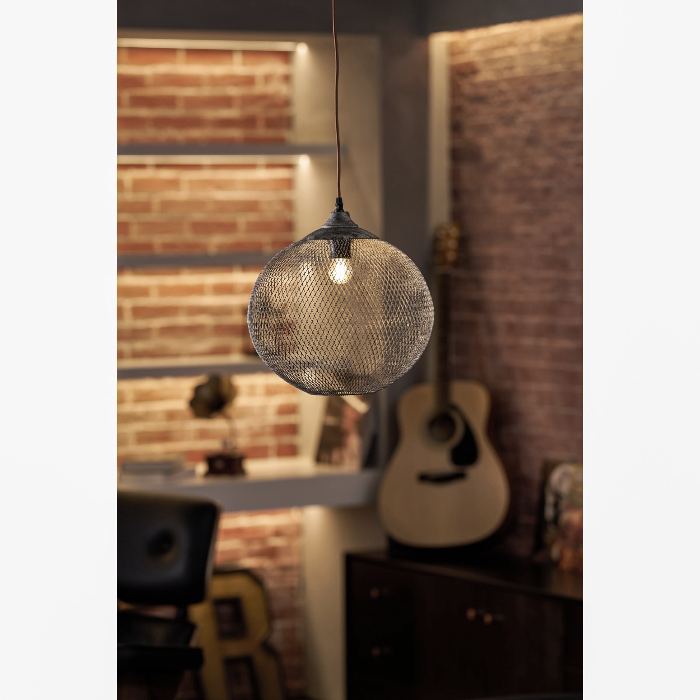 Lonester Mesh Pendant Light