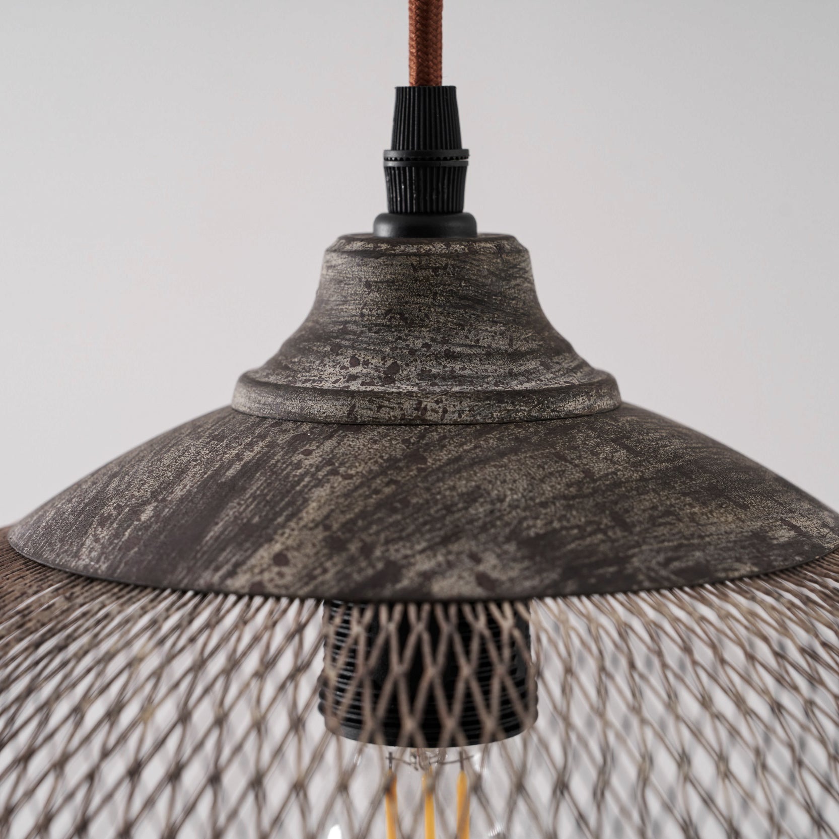 Lonester Mesh Pendant Light