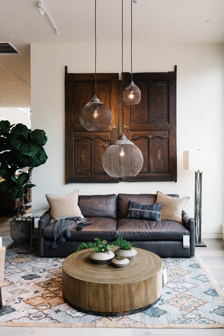 Lonester Mesh Pendant Light