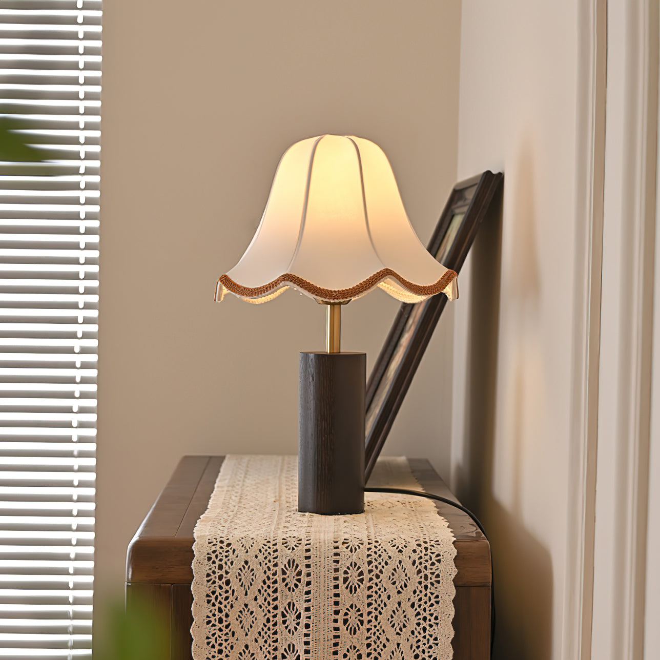 Lezza Table Lamp