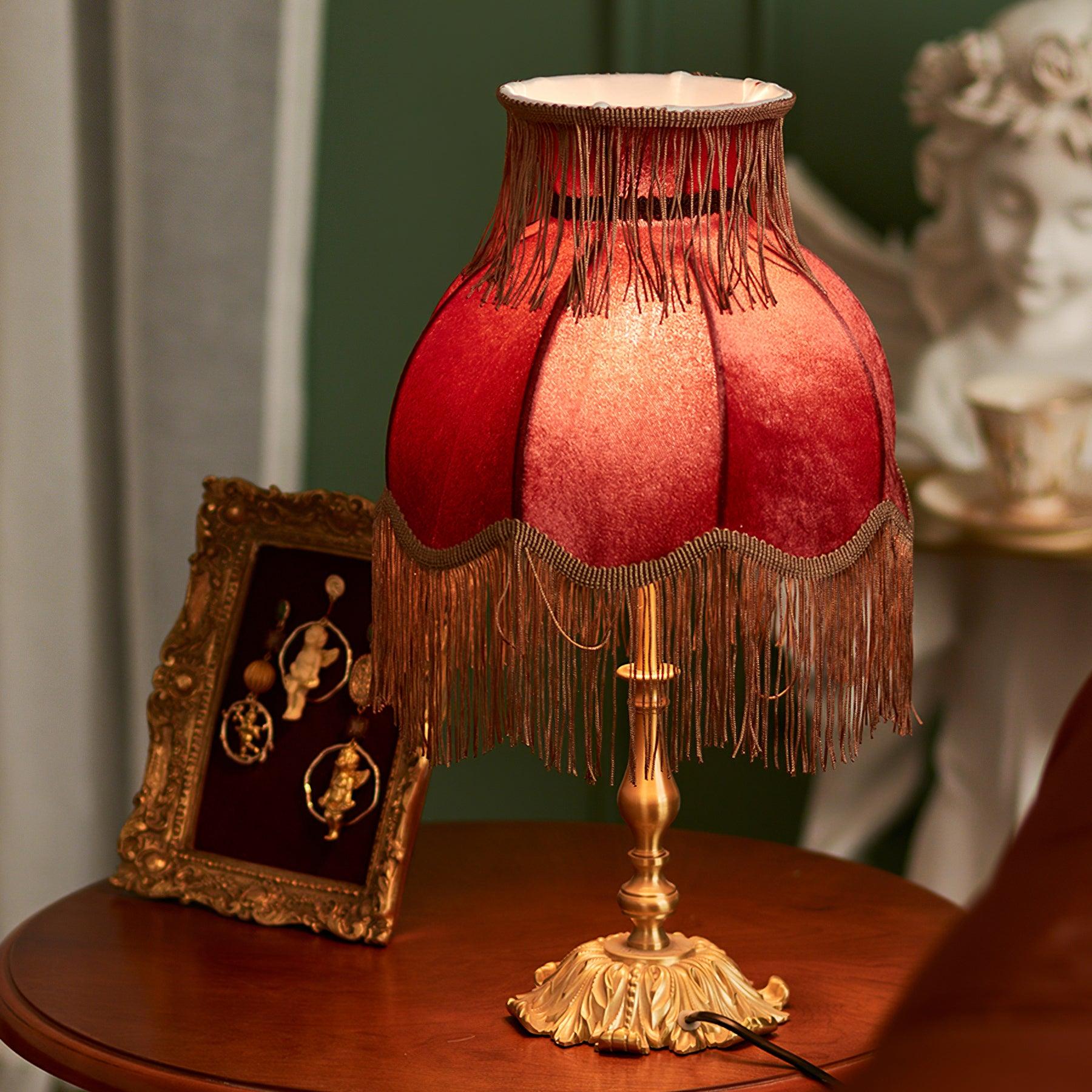 Blavor Table Lamp