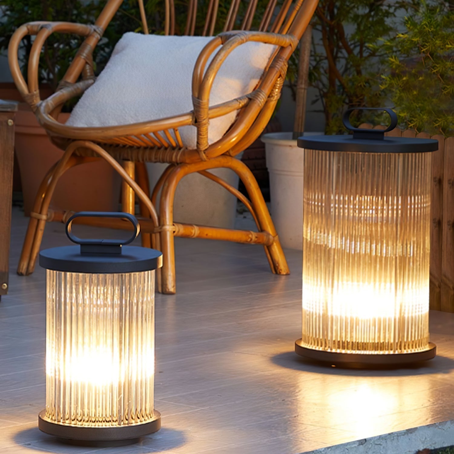 Lentesse Outdoor Light
