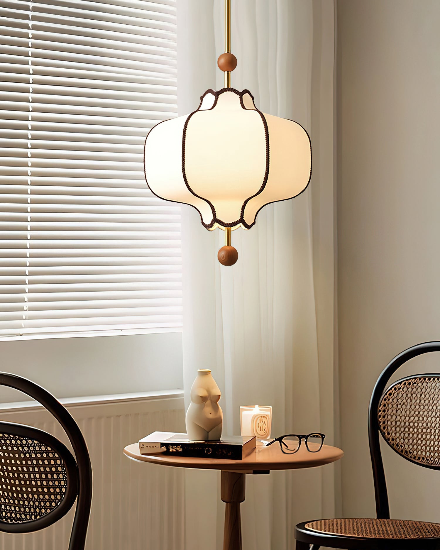 Reyeley Lantern Pendant Light