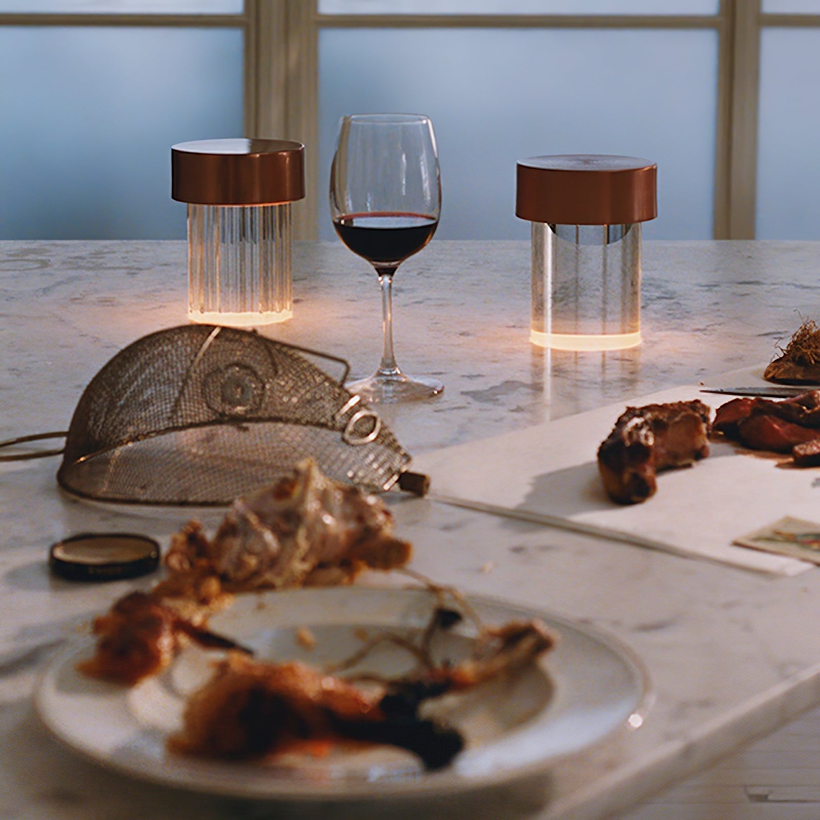 Toleso Table Lamp