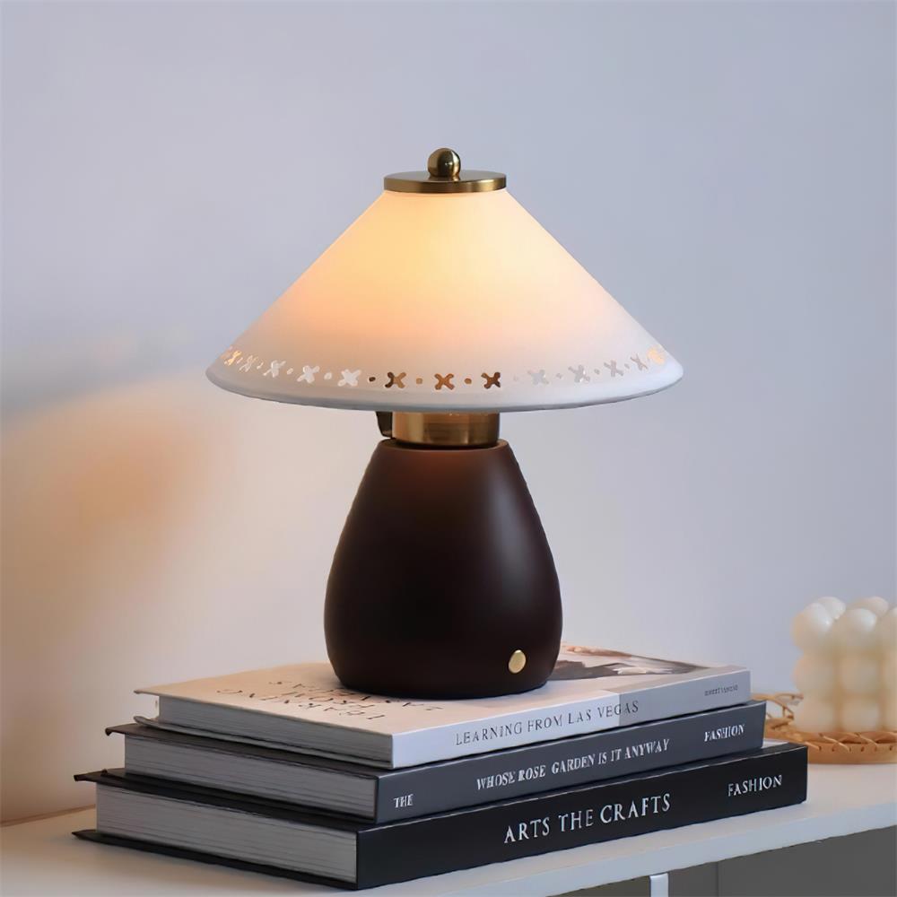 Letizan Table Lamp