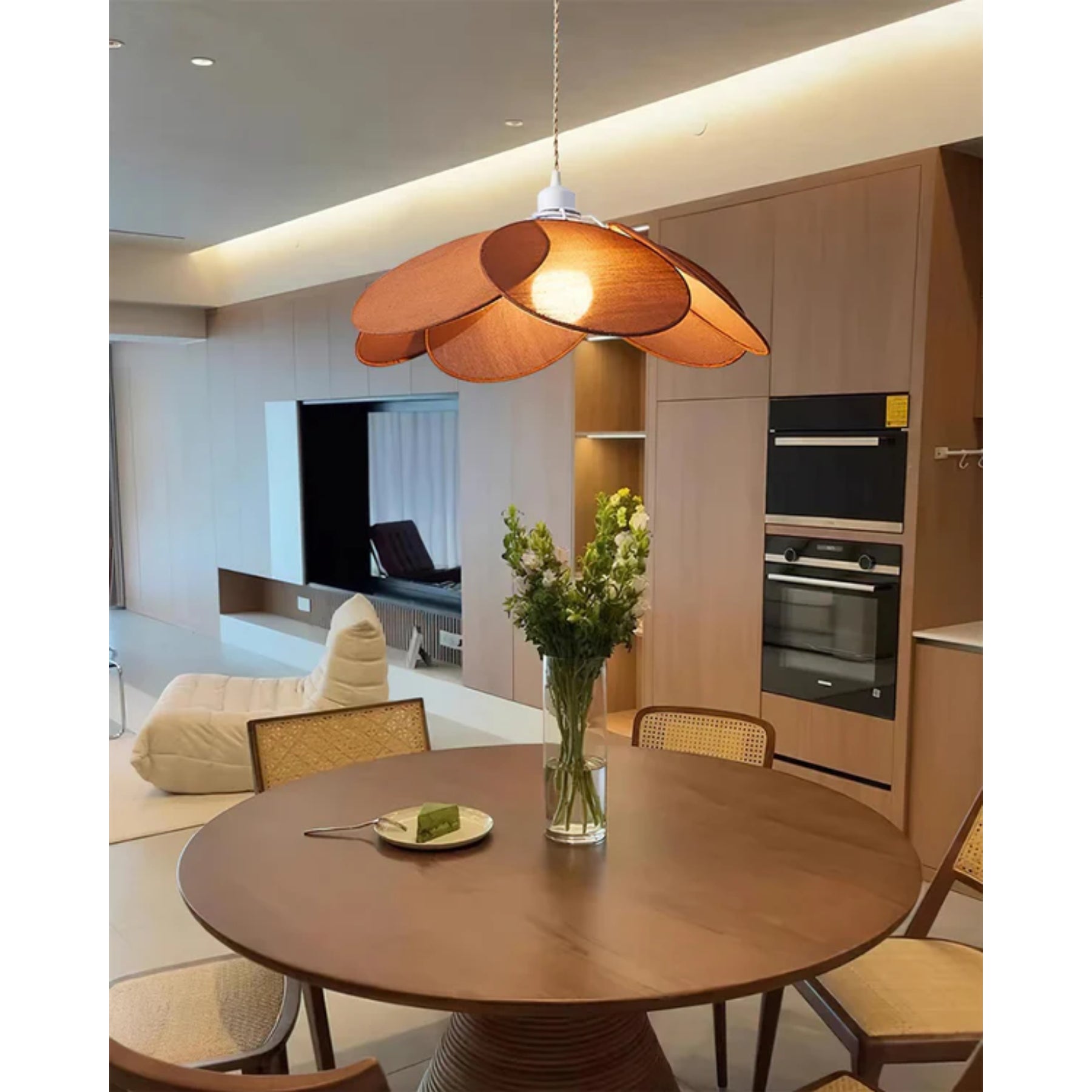 Teniana Flower Pendant Light