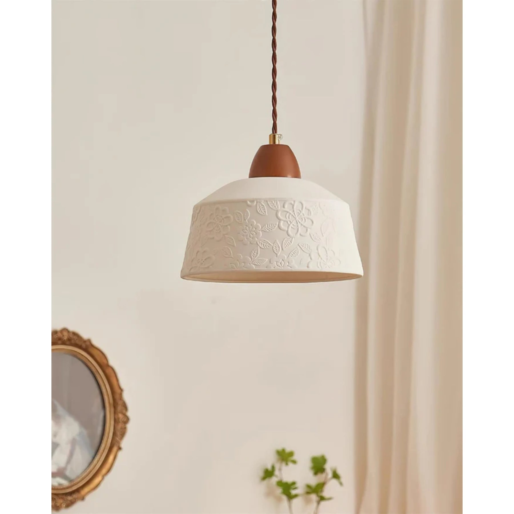 Lebaze Pendant Light