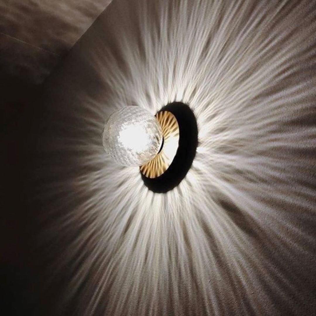 Lunere Wall Light