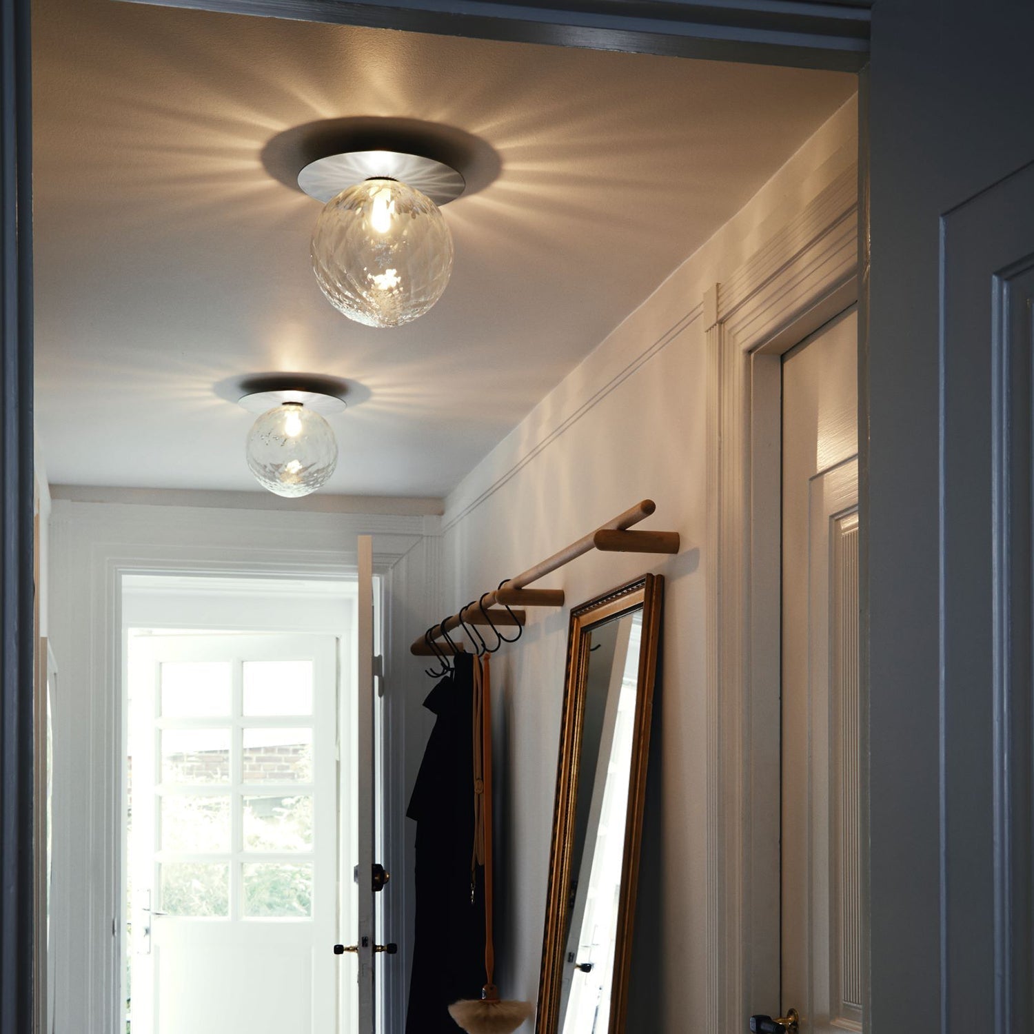 Lunere Wall Light