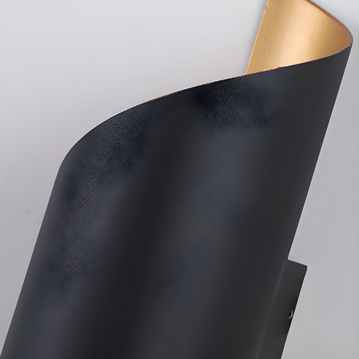 Leizy Wall Light