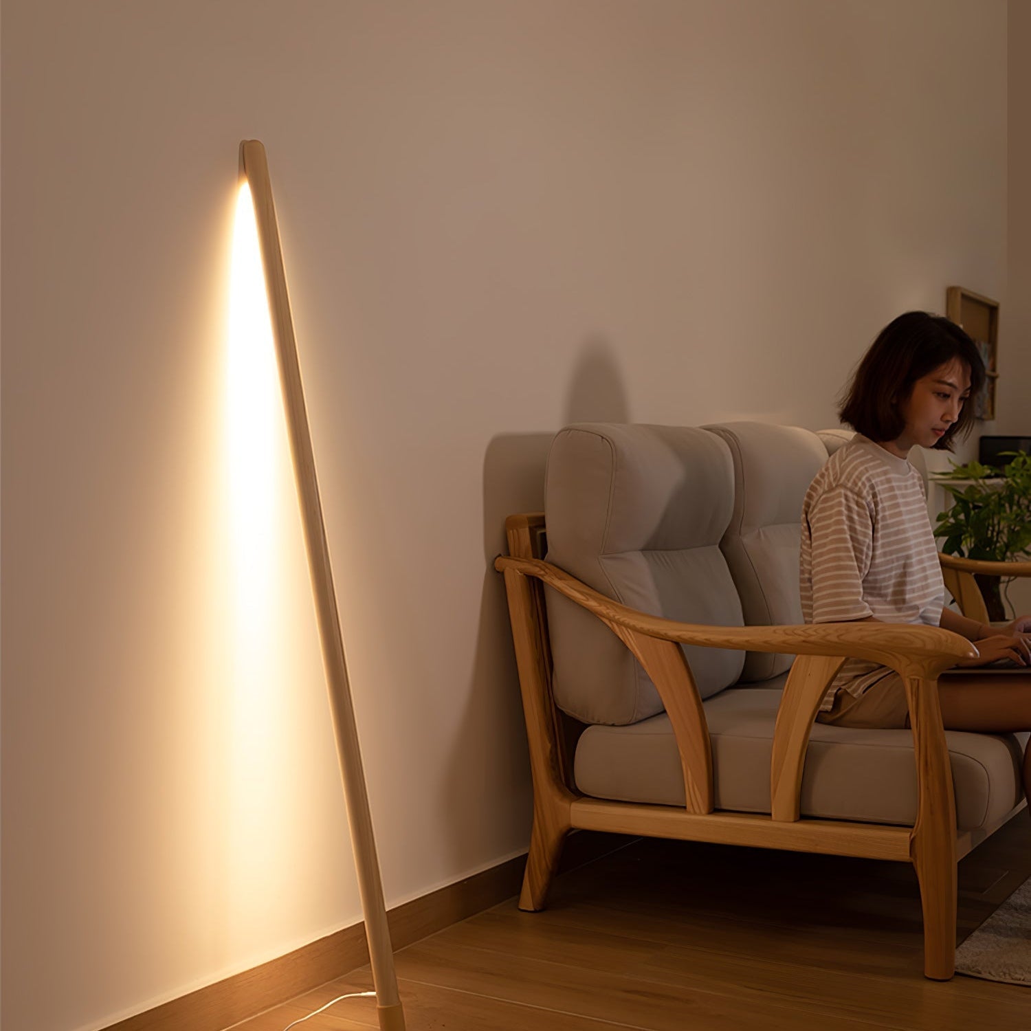 Muur Assist Floor Lamp