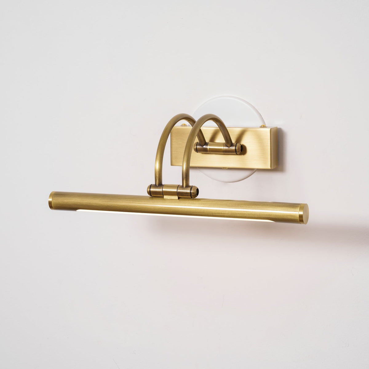 Moore Linear Wall Light