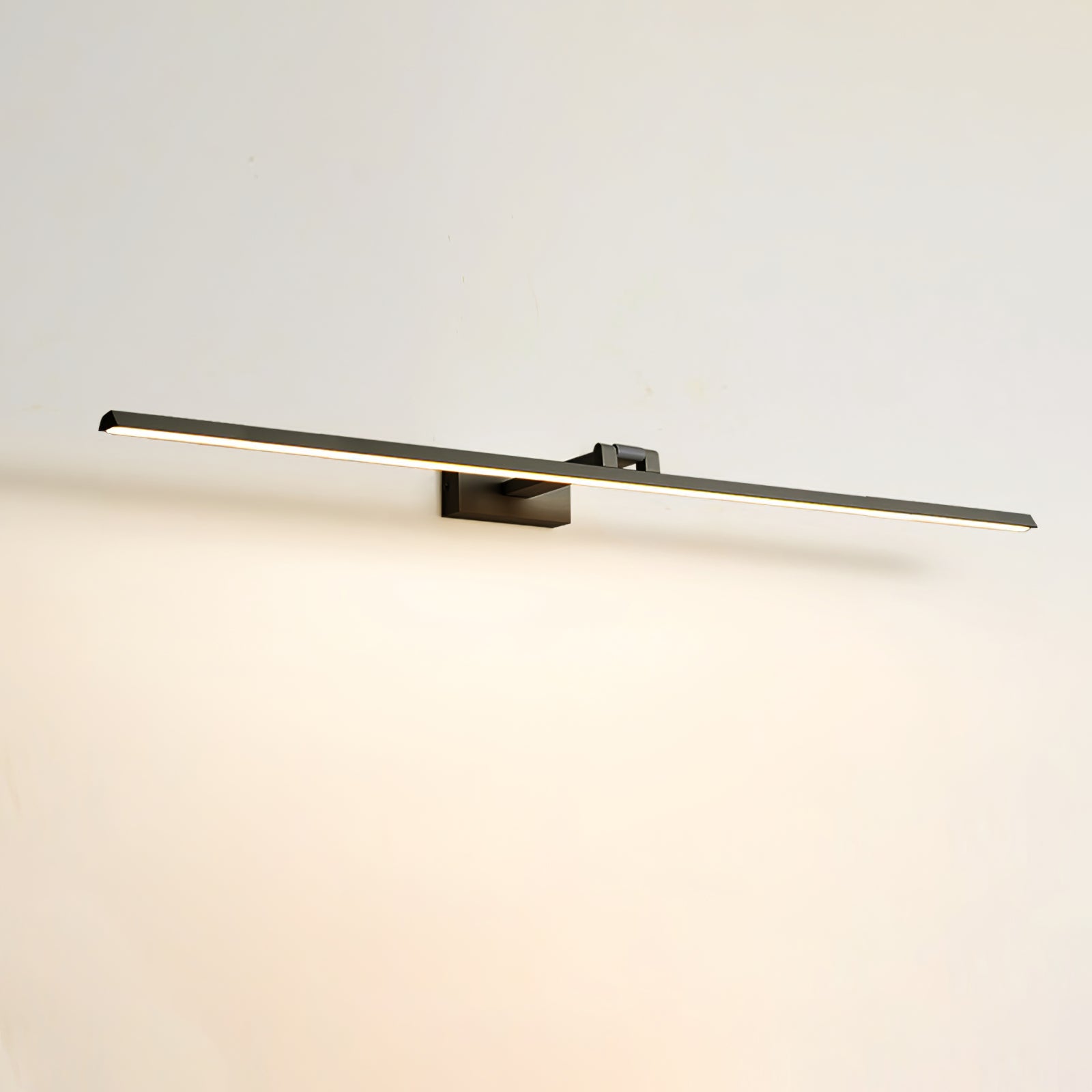 Menero Wall Light