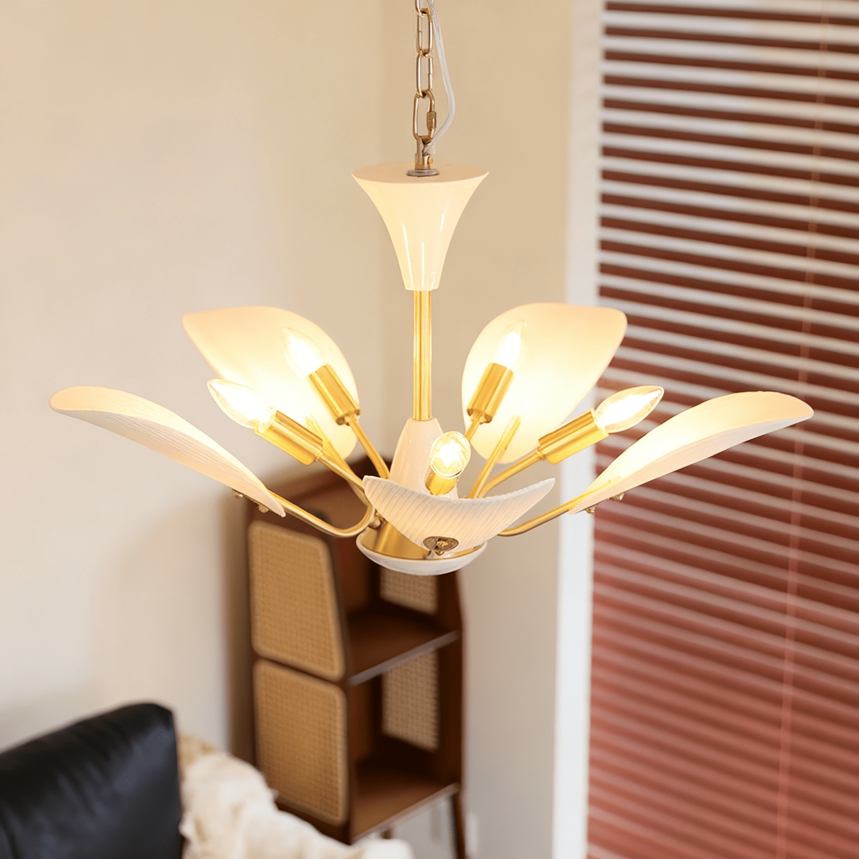 Layzafe Pendant Light