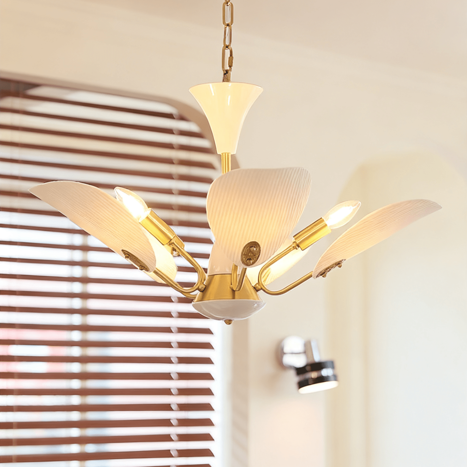 Layzafe Pendant Light