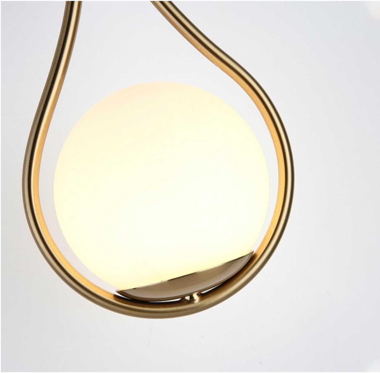Lyvi Drop Design Wall Light